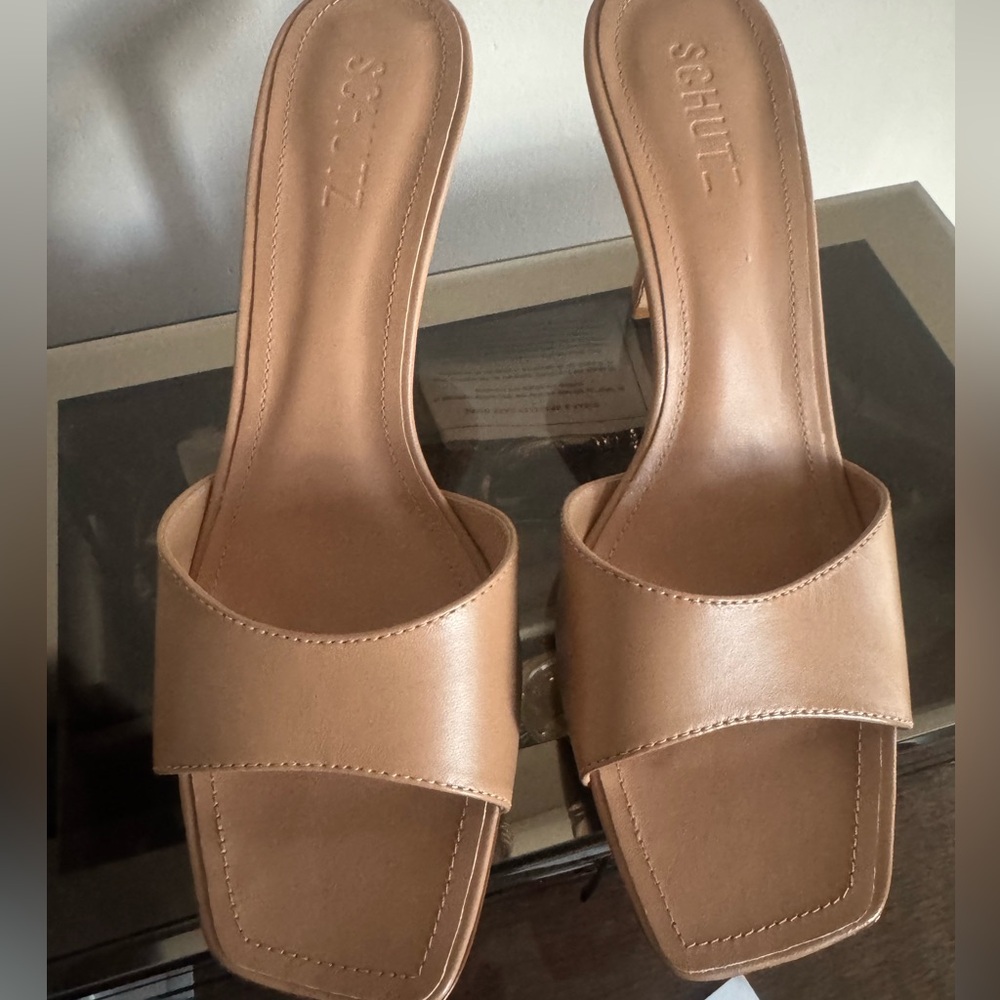 NWT SCHUTZ Sandals Beige Tan 10 MSRP $128